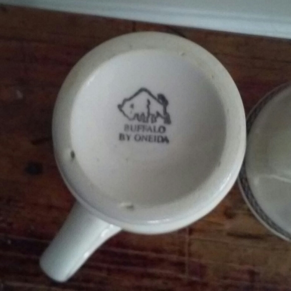 Vintage Buffalo Oneida Restaurant Ware Footed Coffee Cup Mug Brown Stripe 2 - Picture 8 of 12